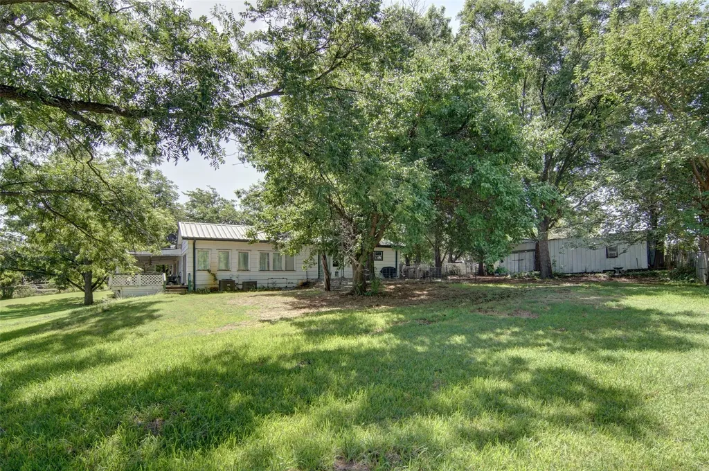 151 Rock Creek Loop Possum Kingdom Lake TX 76449
