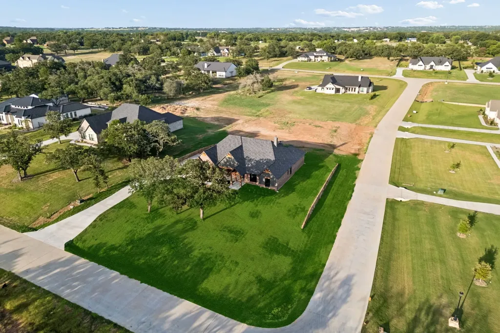 2043 Vaquero Drive Weatherford TX 76086