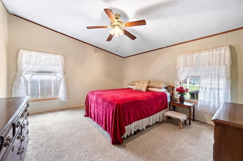 5033 Timarron Drive Scurry TX 75158
