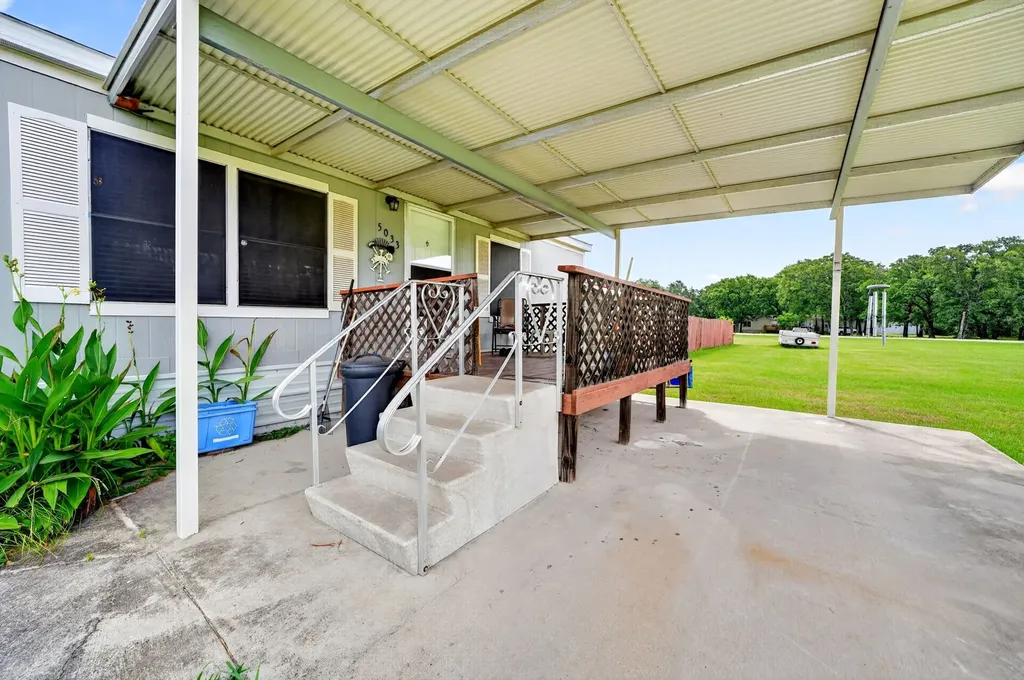 5033 Timarron Drive Scurry TX 75158