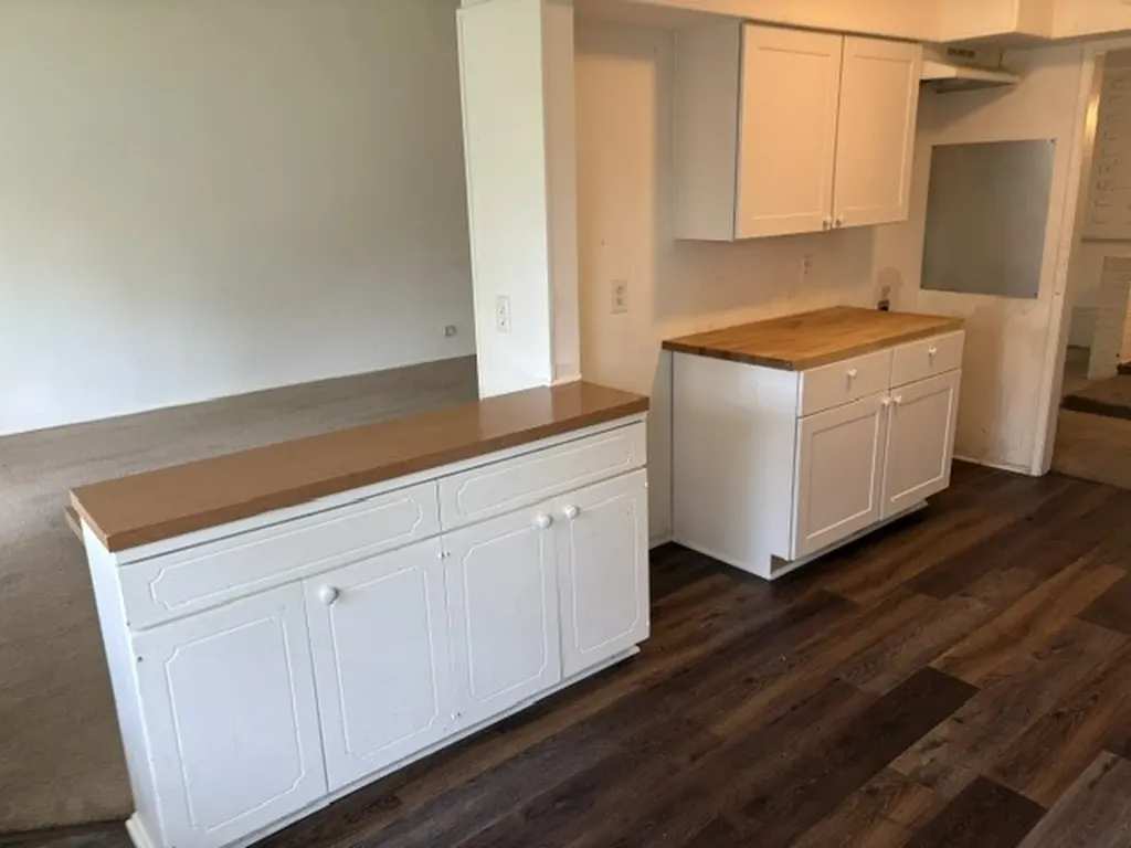 3560 High Bluff Dallas TX 75234
