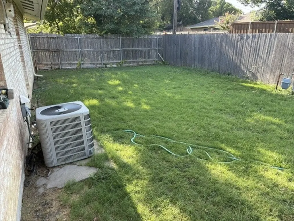 3560 High Bluff Dallas TX 75234