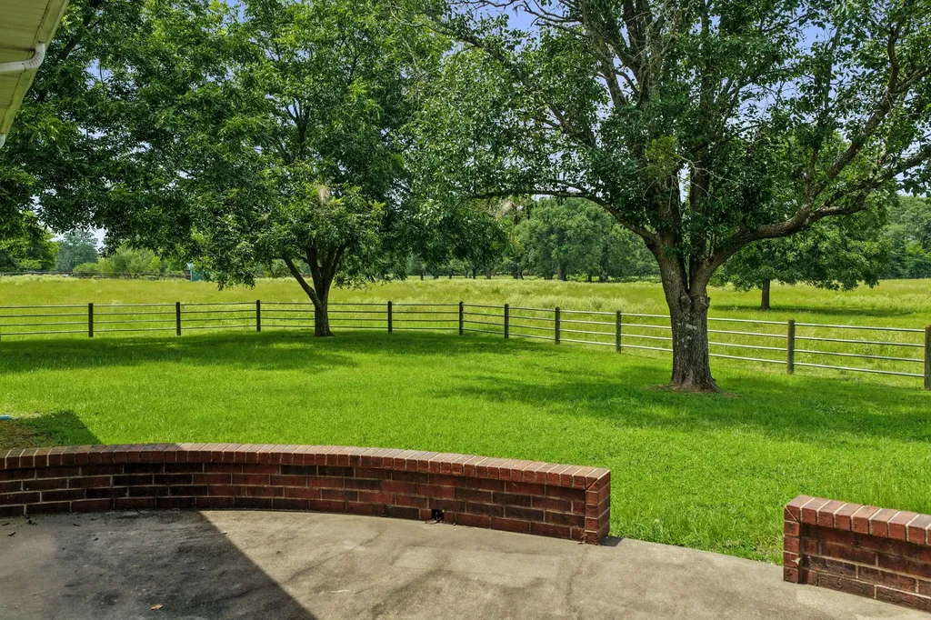 2199 County Road 3150 Cookville TX 75558