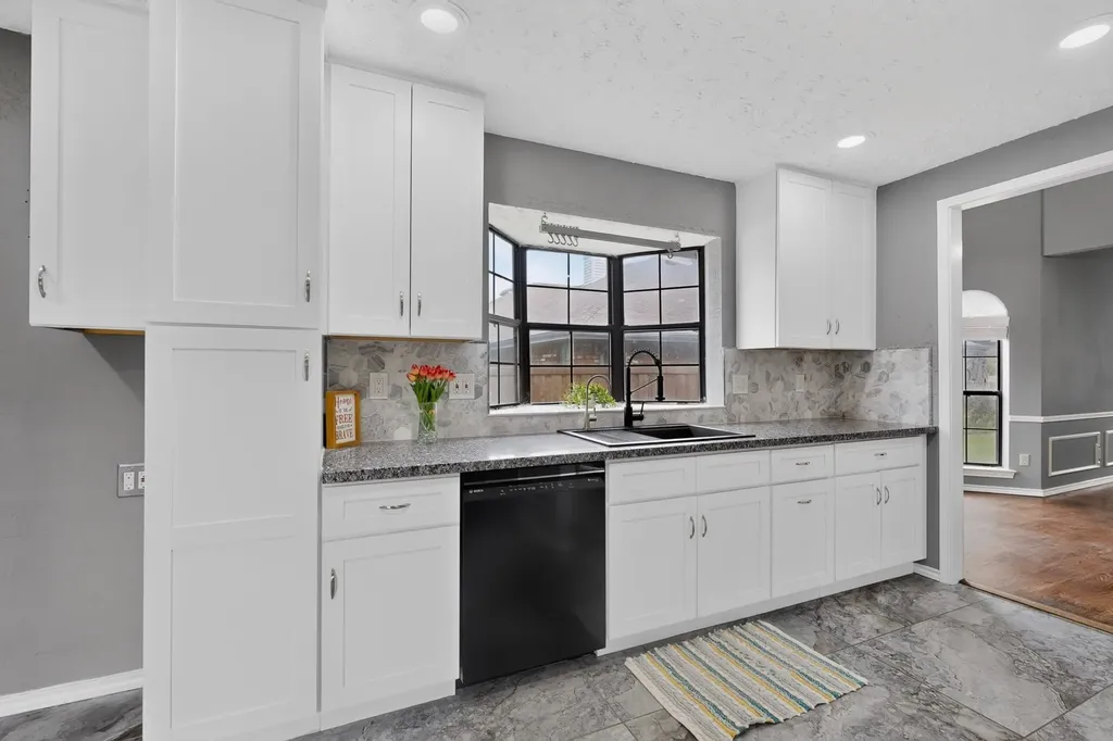 4902 Van Ness Street Garland TX 75043