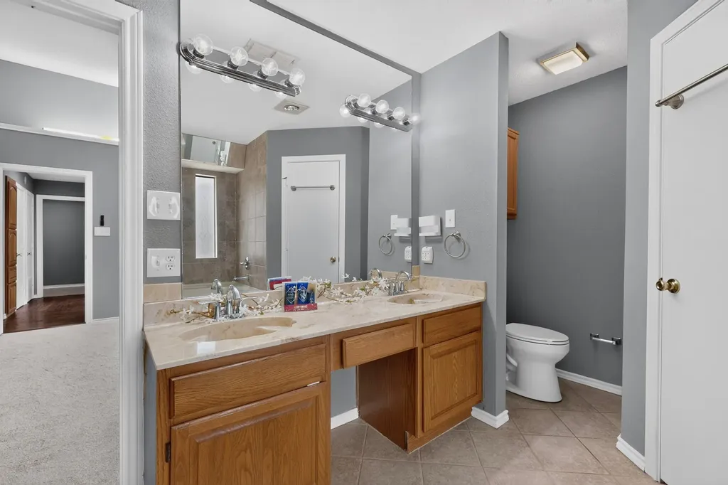 4902 Van Ness Street Garland TX 75043
