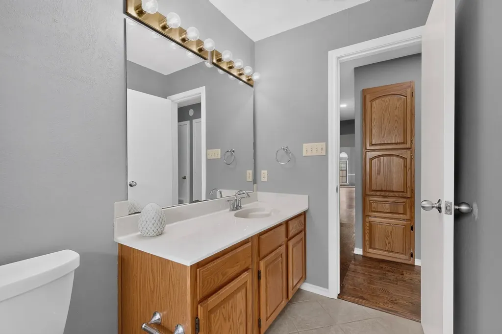 4902 Van Ness Street Garland TX 75043