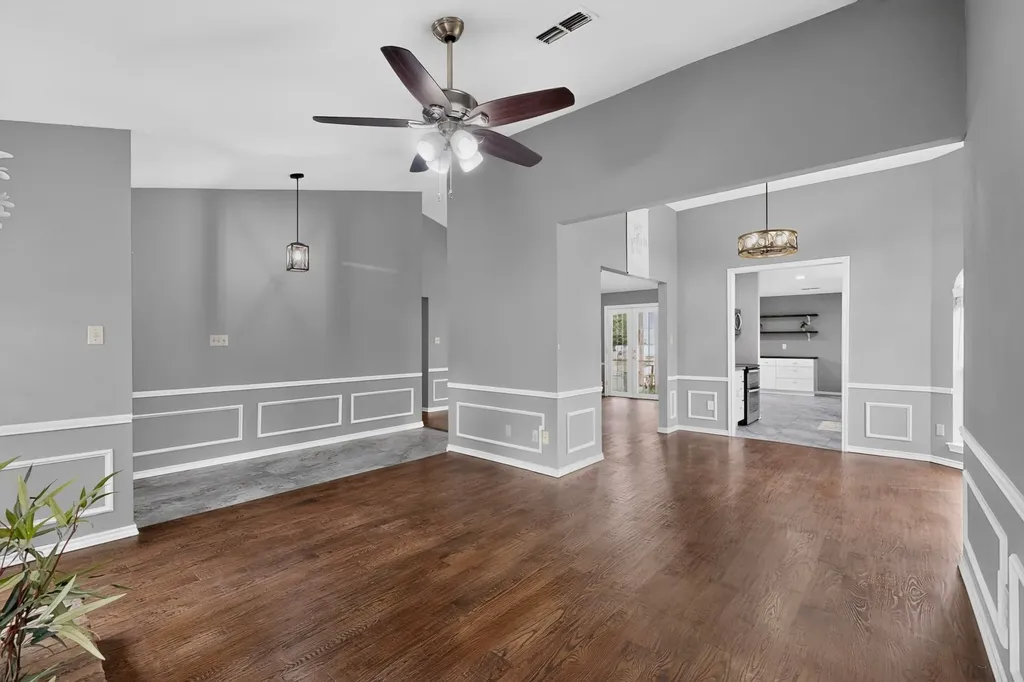 4902 Van Ness Street Garland TX 75043