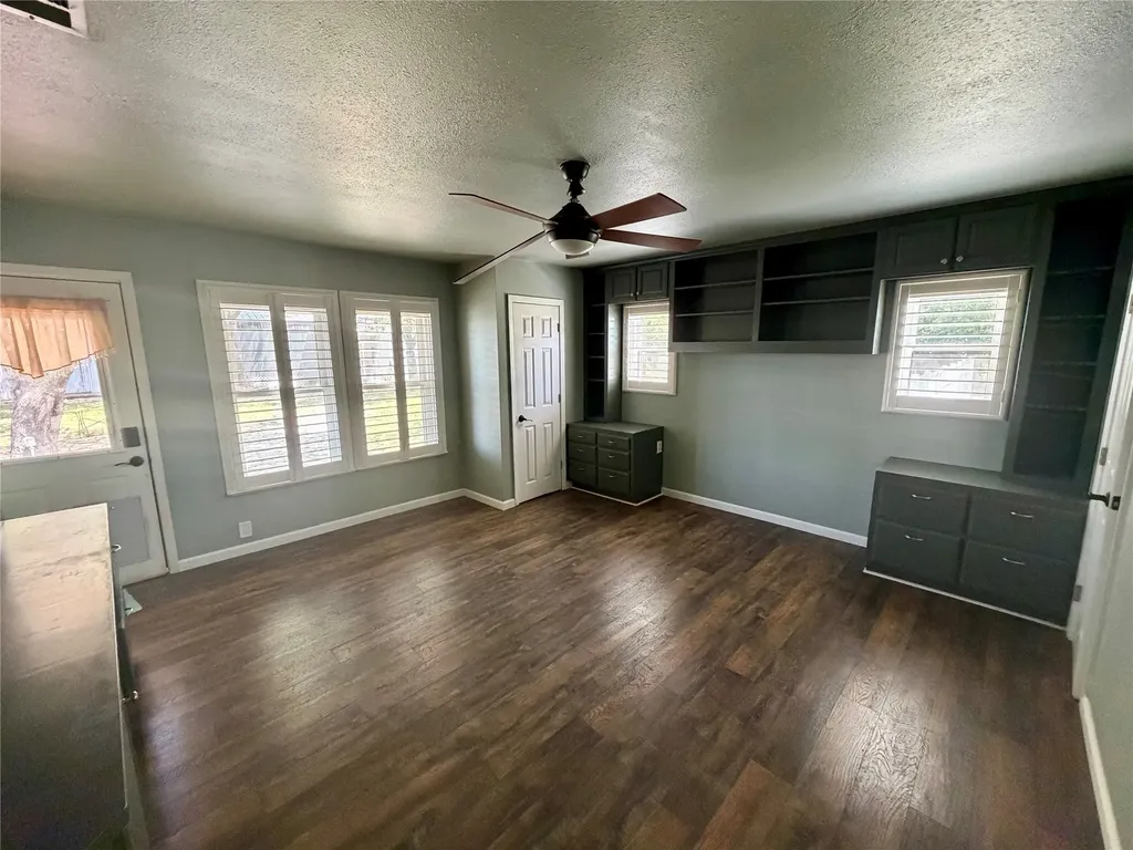 100 E Austin Street Leonard TX 75452