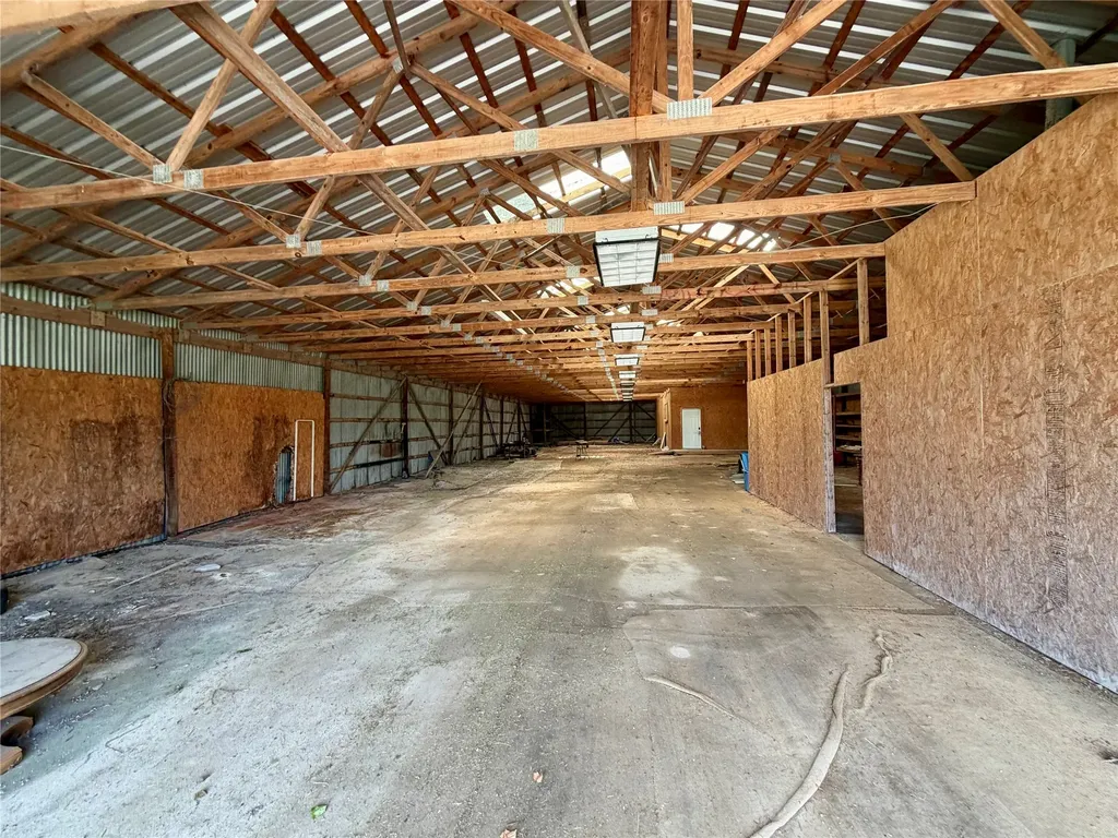 100 E Austin Street Leonard TX 75452