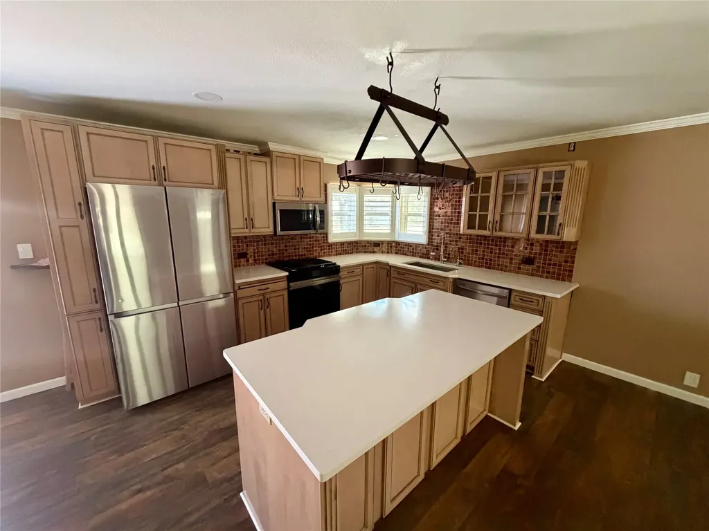 100 E Austin Street Leonard TX 75452