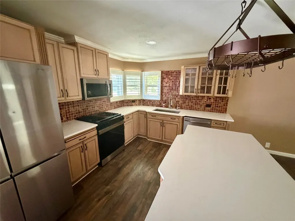 100 E Austin Street Leonard TX 75452