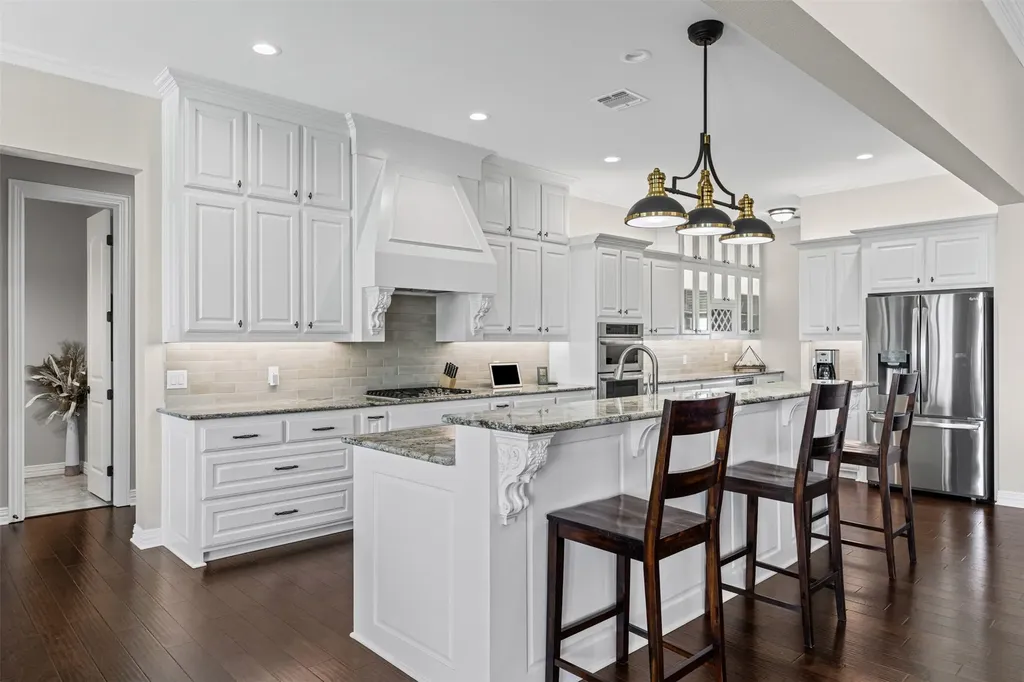 511 Alsdorf Road Ennis TX 75119