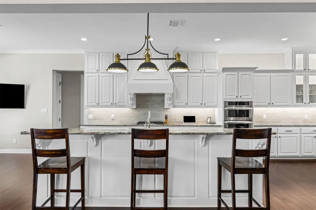 511 Alsdorf Road Ennis TX 75119