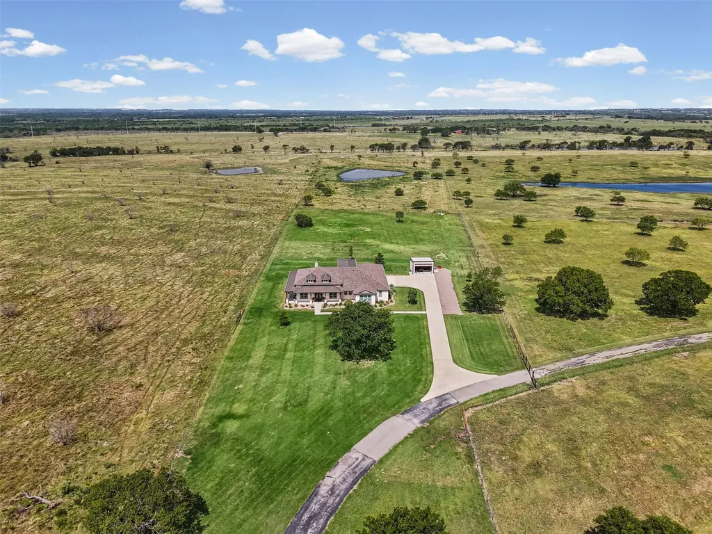 511 Alsdorf Road Ennis TX 75119