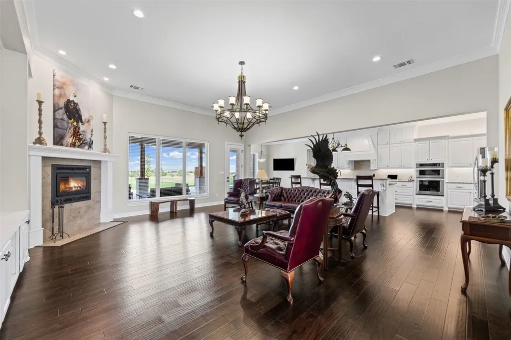 511 Alsdorf Road Ennis TX 75119