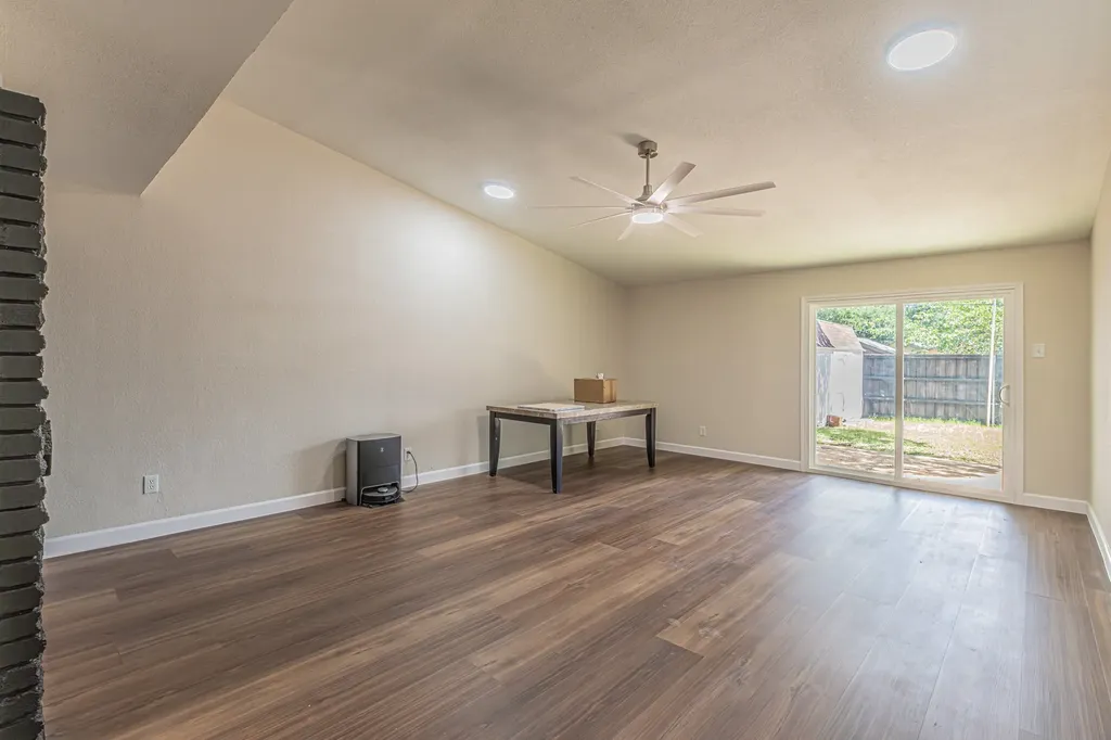 1214 Winterwood Drive Lewisville TX 75067