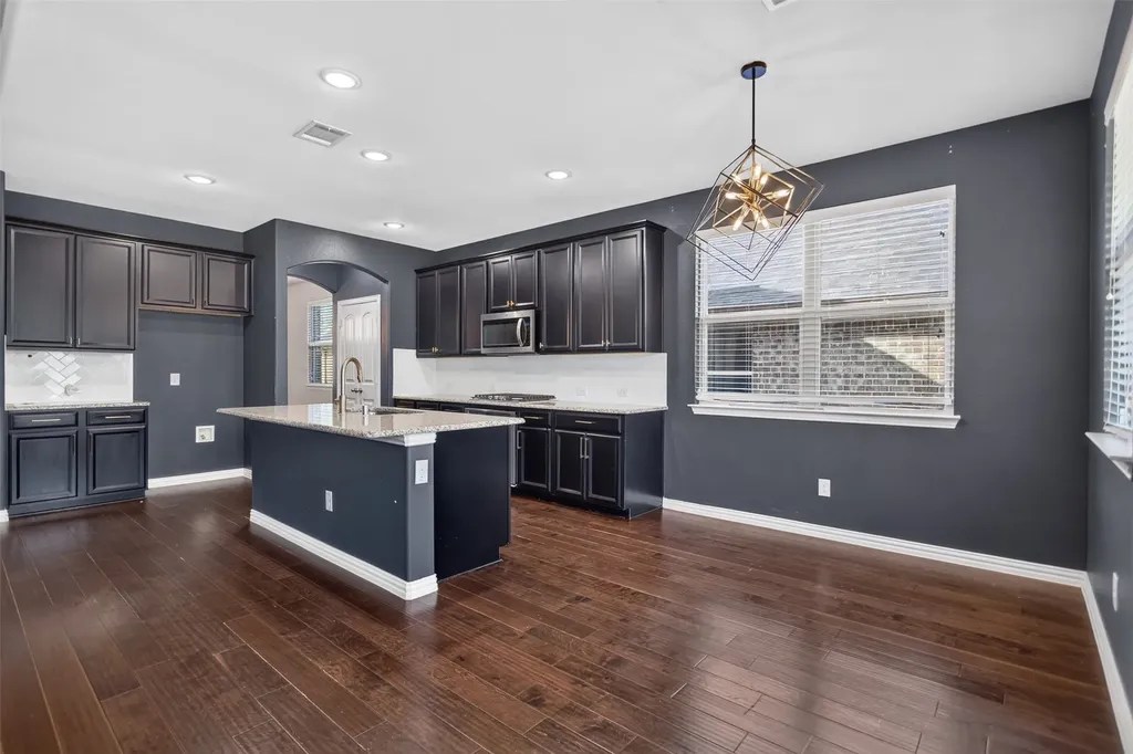 2066 Avondown Road Forney TX 75126