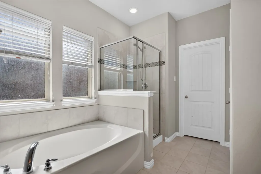 2066 Avondown Road Forney TX 75126