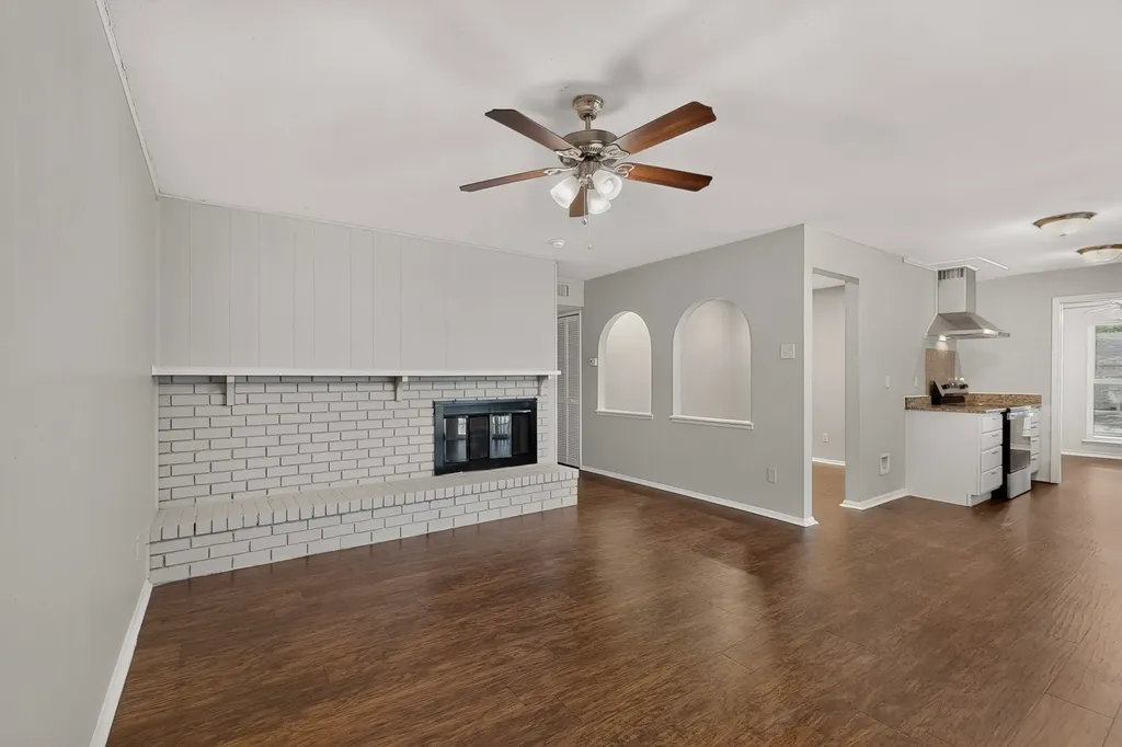 433 Solitude Drive Garland TX 75043
