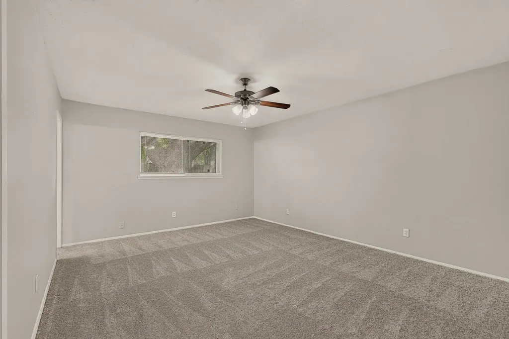433 Solitude Drive Garland TX 75043