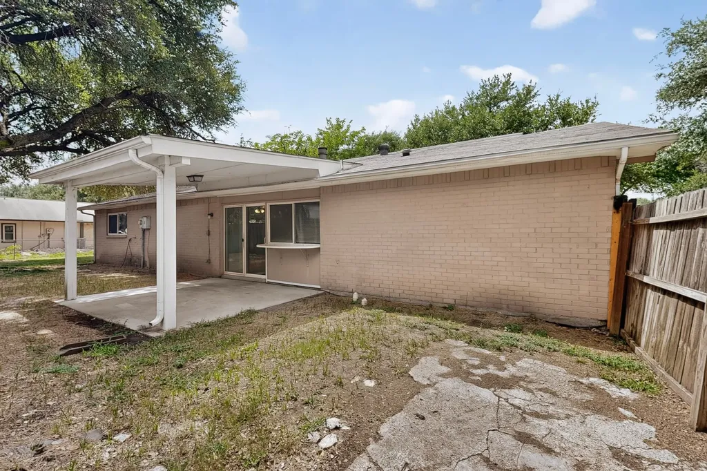 433 Solitude Drive Garland TX 75043