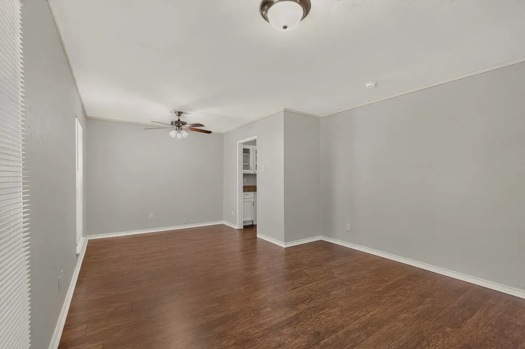 433 Solitude Drive Garland TX 75043