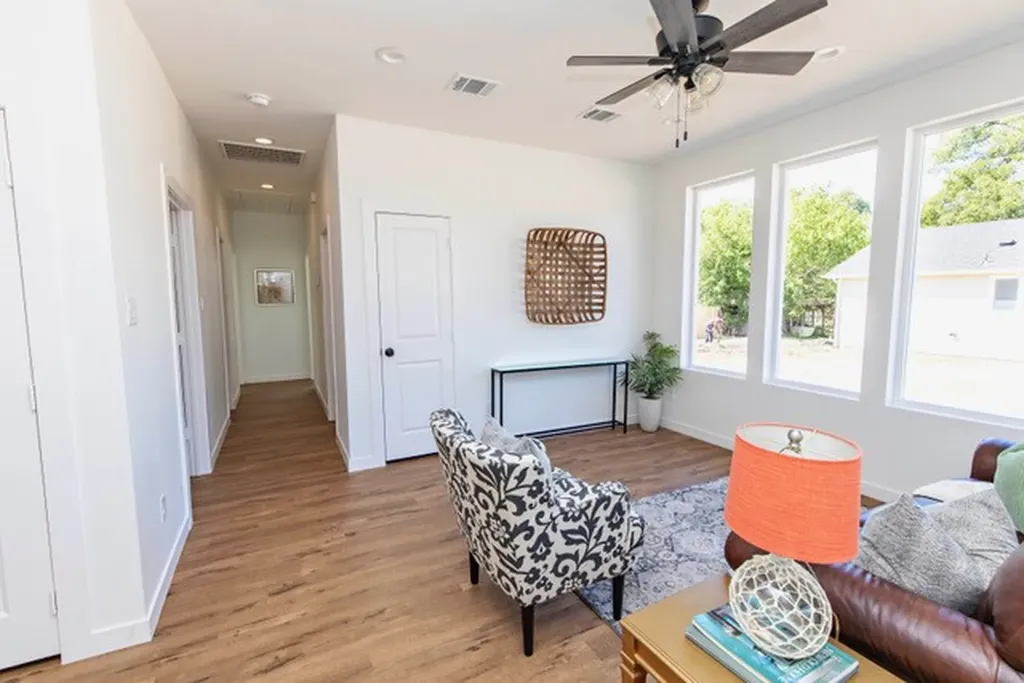 804 Walnut Street Honey Grove TX 75446