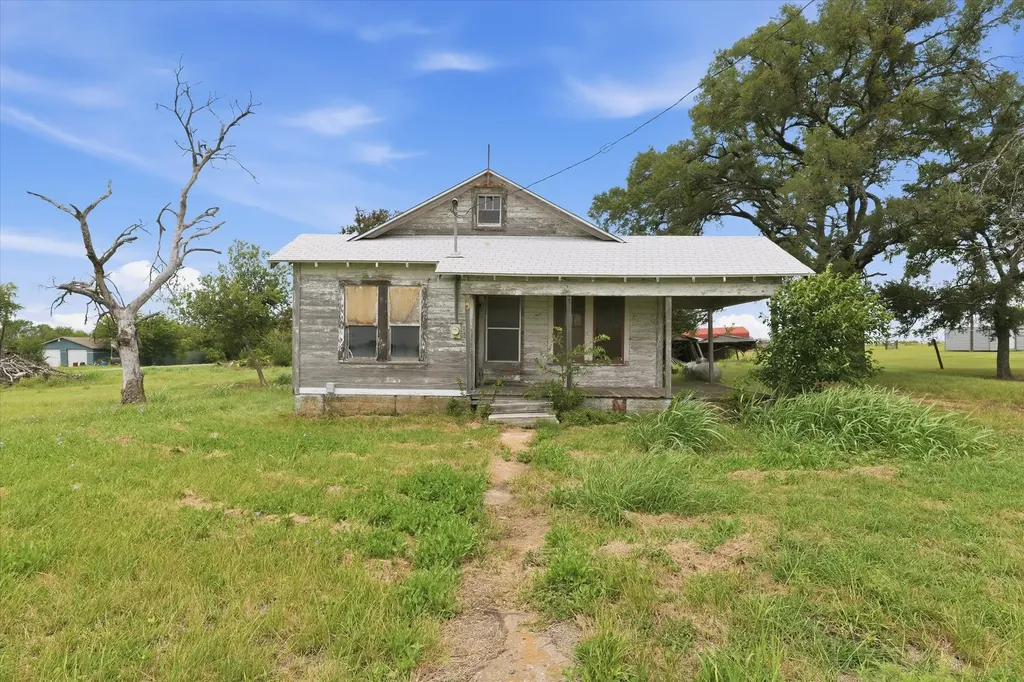 10847 Elk Road Axtell TX 76624