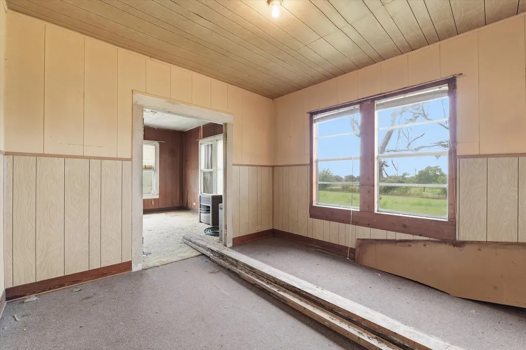 10847 Elk Road Axtell TX 76624