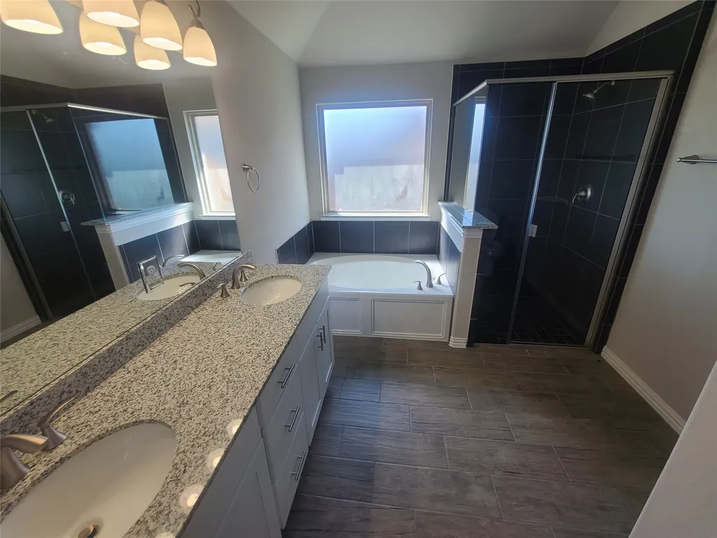 321 Ranch Road Justin TX 76247