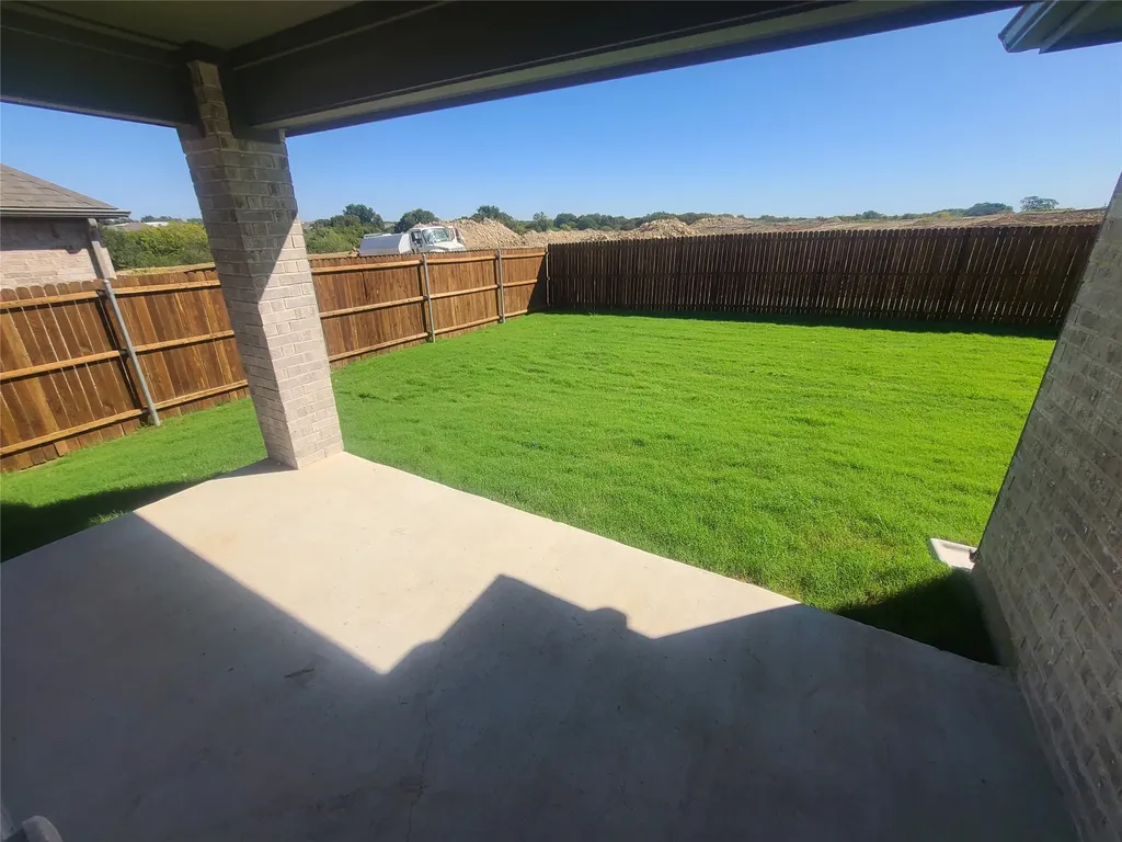 321 Ranch Road Justin TX 76247