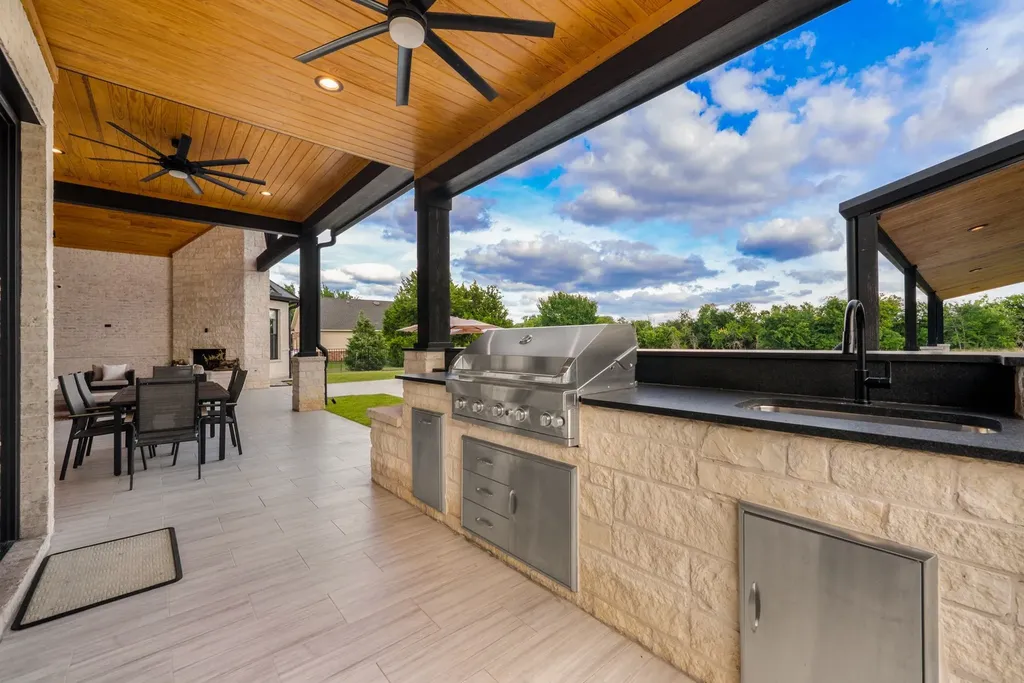 405 Wilderness Trail Royse City TX 75189