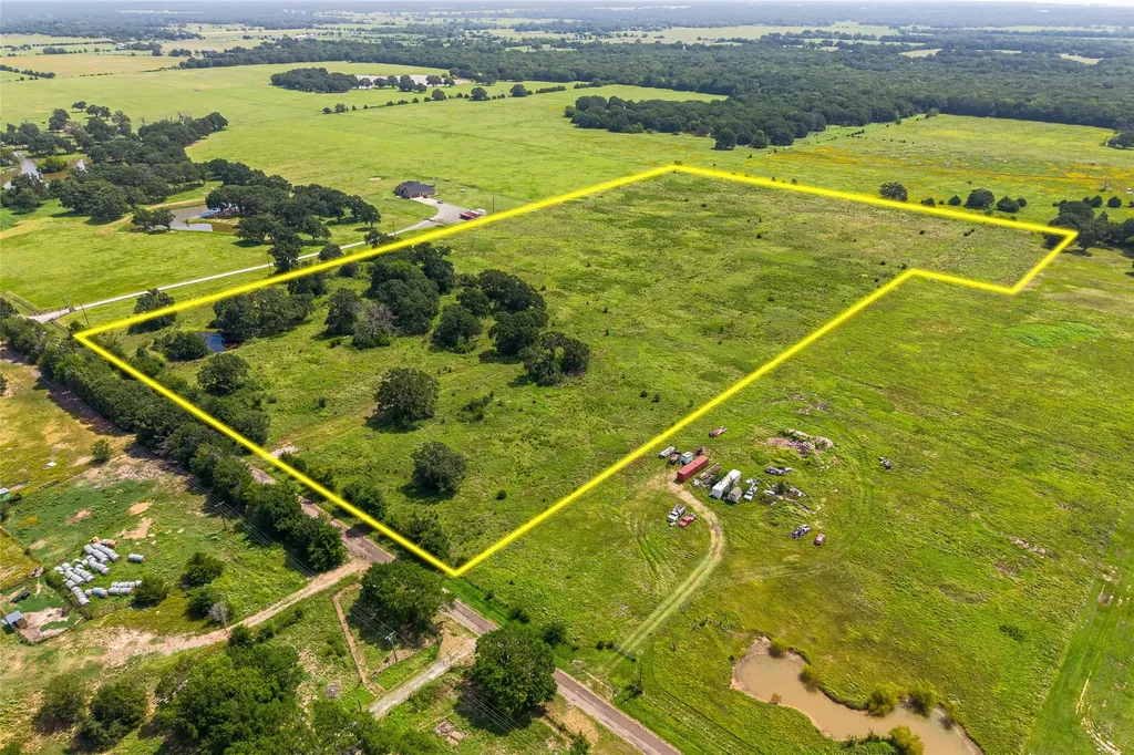7414 Cr 2610 Bonham TX 75418