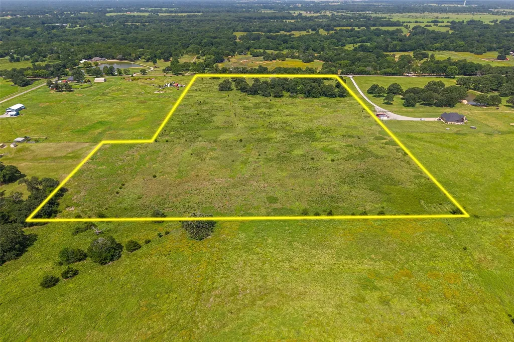 7414 Cr 2610 Bonham TX 75418