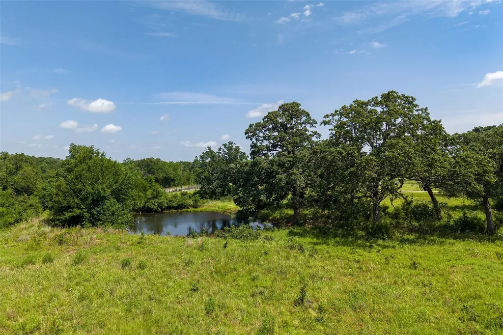 7414 Cr 2610 Bonham TX 75418