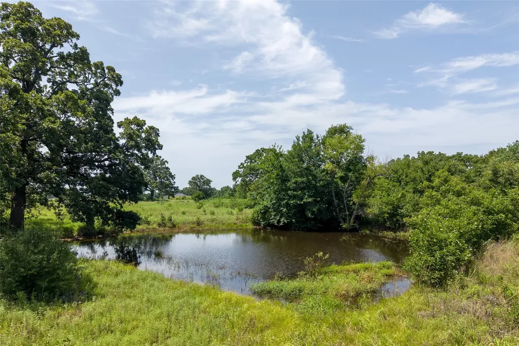 7414 Cr 2610 Bonham TX 75418