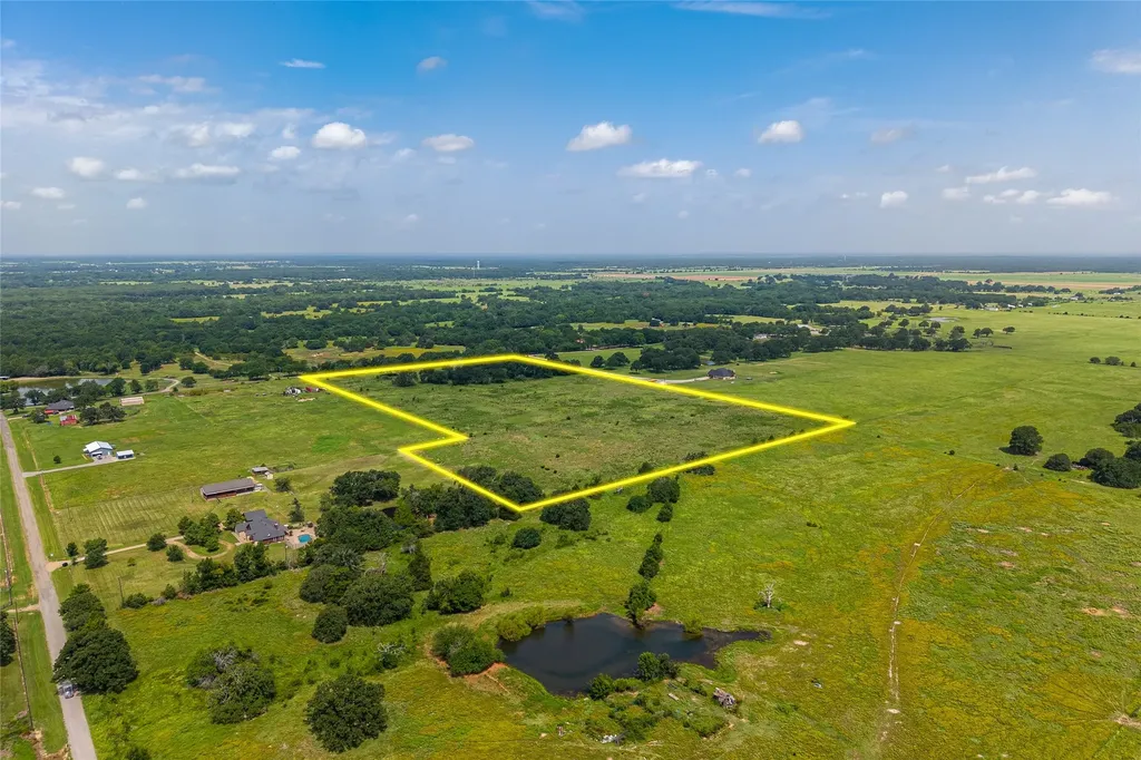 7414 Cr 2610 Bonham TX 75418