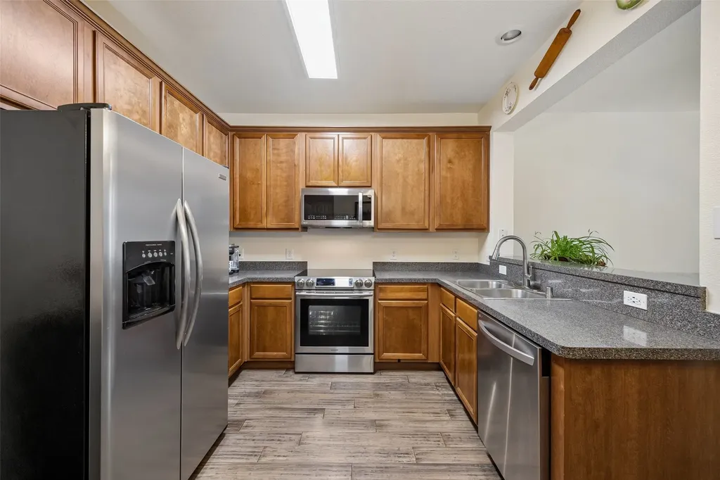 4066 Kyndra Circle Richardson TX 75082