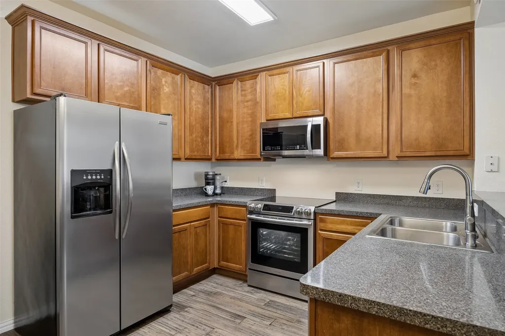 4066 Kyndra Circle Richardson TX 75082