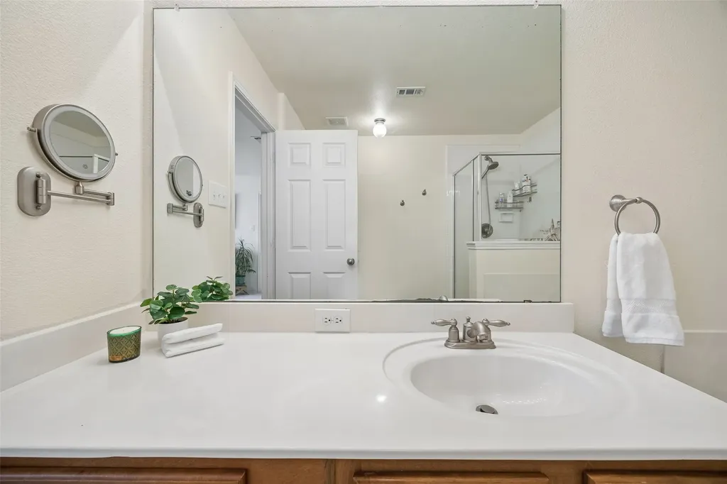 4066 Kyndra Circle Richardson TX 75082