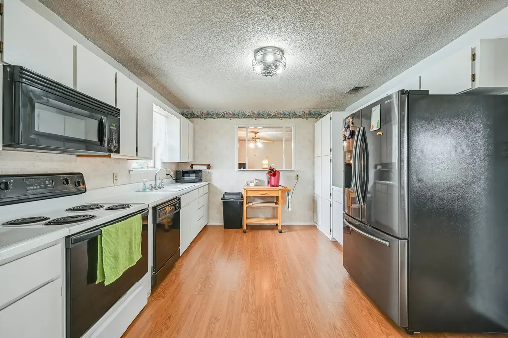 3629 Lucy Trimble Road Burleson TX 76028