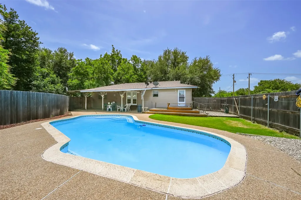 3629 Lucy Trimble Road Burleson TX 76028