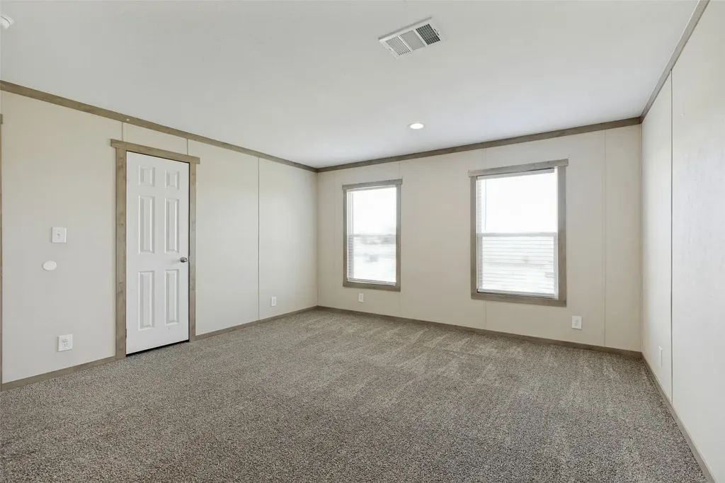 4445 County Road 136 Whitesboro TX 76273