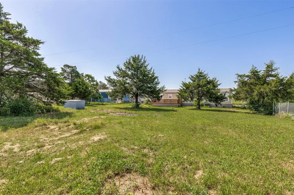 4445 County Road 136 Whitesboro TX 76273