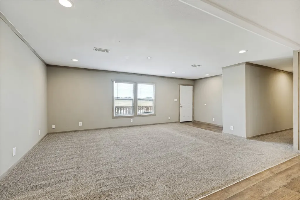 4445 County Road 136 Whitesboro TX 76273
