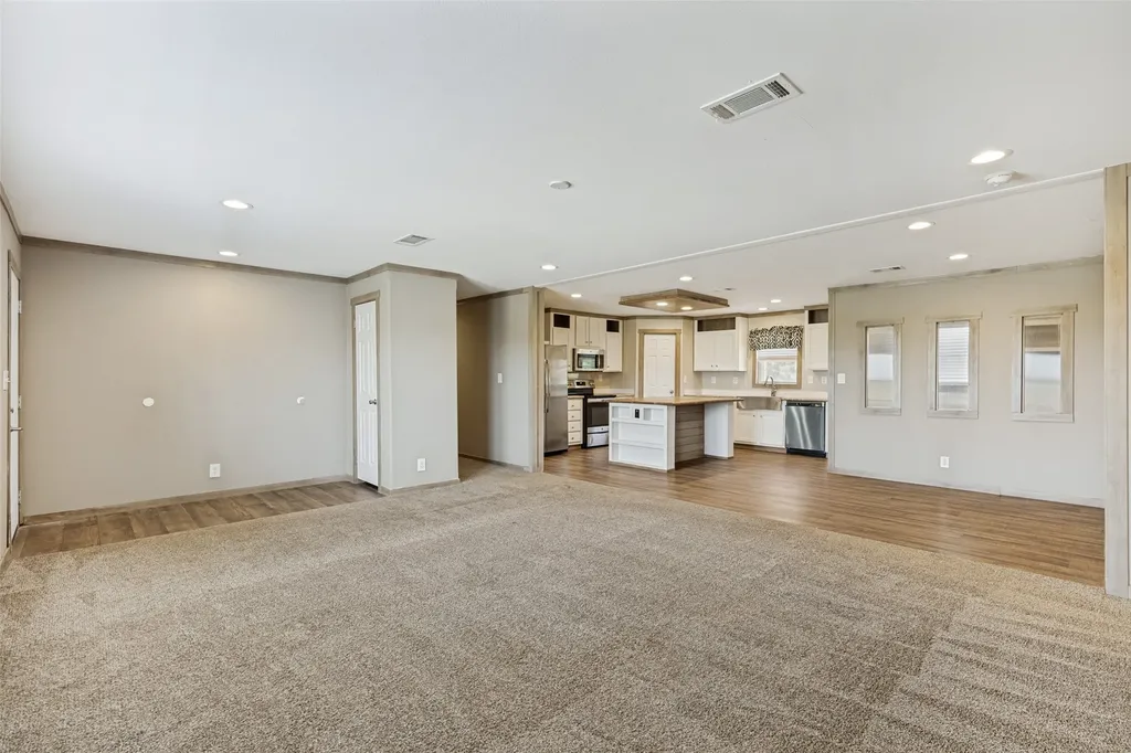 4445 County Road 136 Whitesboro TX 76273