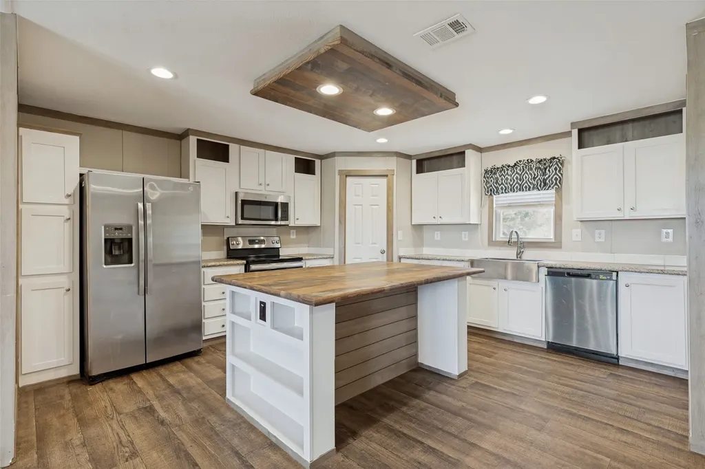 4445 County Road 136 Whitesboro TX 76273