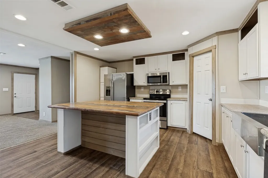 4445 County Road 136 Whitesboro TX 76273