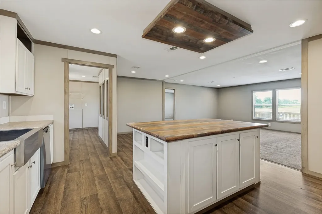 4445 County Road 136 Whitesboro TX 76273
