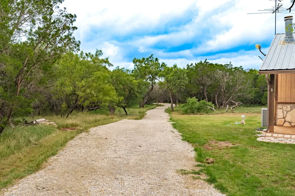 141 Pennington Street Buffalo Gap TX 79508